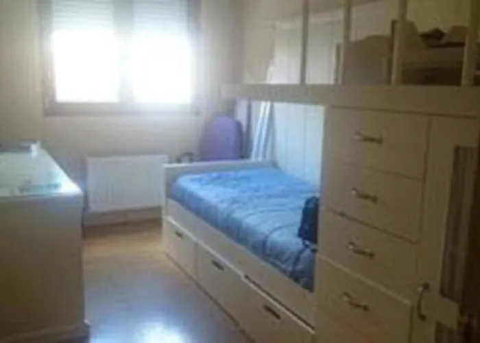 Piso En Los * Corrales De Buelna